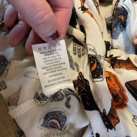 SPIRIT HALLOWEEN Spooky Print Button Up - Picture 3 of 4